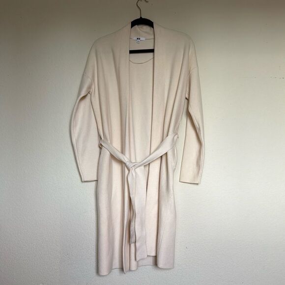 Uni Qlo | Cream Cardigan with Wrap Size Small - Picture 3 of 6